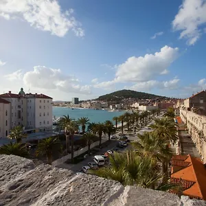Emperor's Chambers Luxury Appartement Split