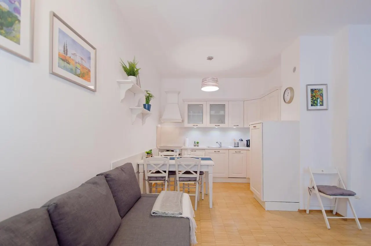 Modern Apartment Charvátova Prága