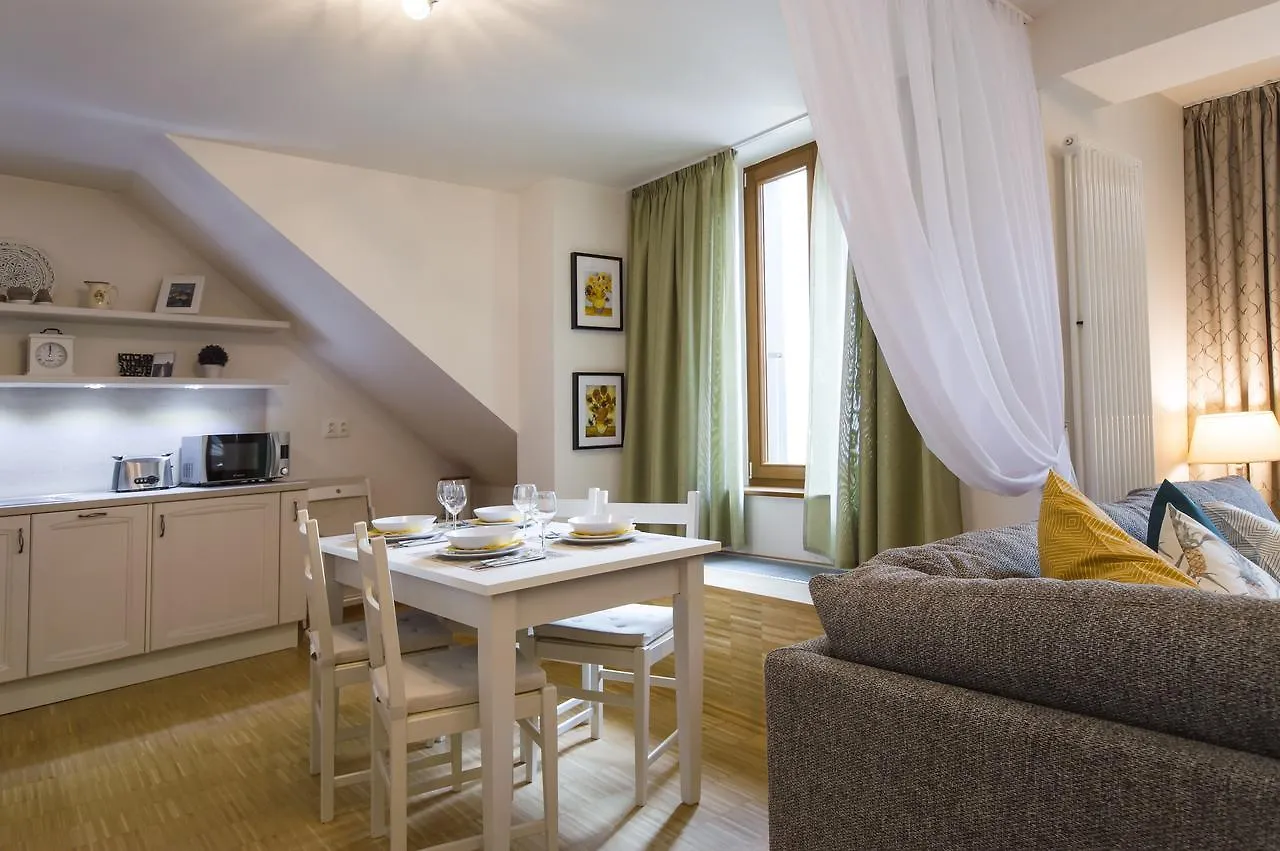 Modern Apartment Charvatova Prague