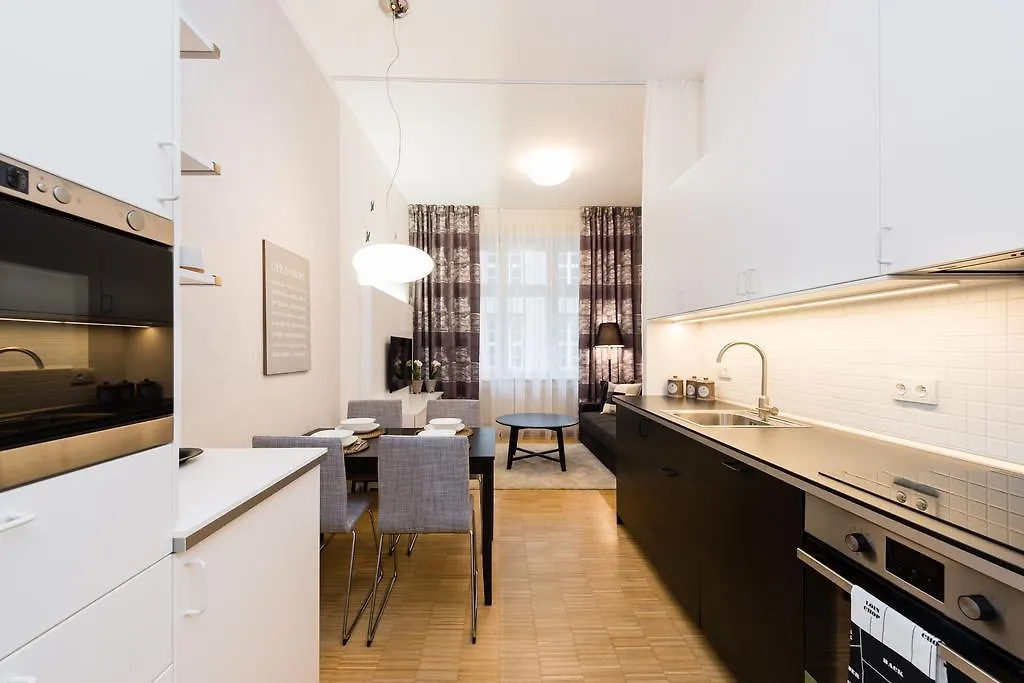Modern Apartment Charvátova Praga República Checa