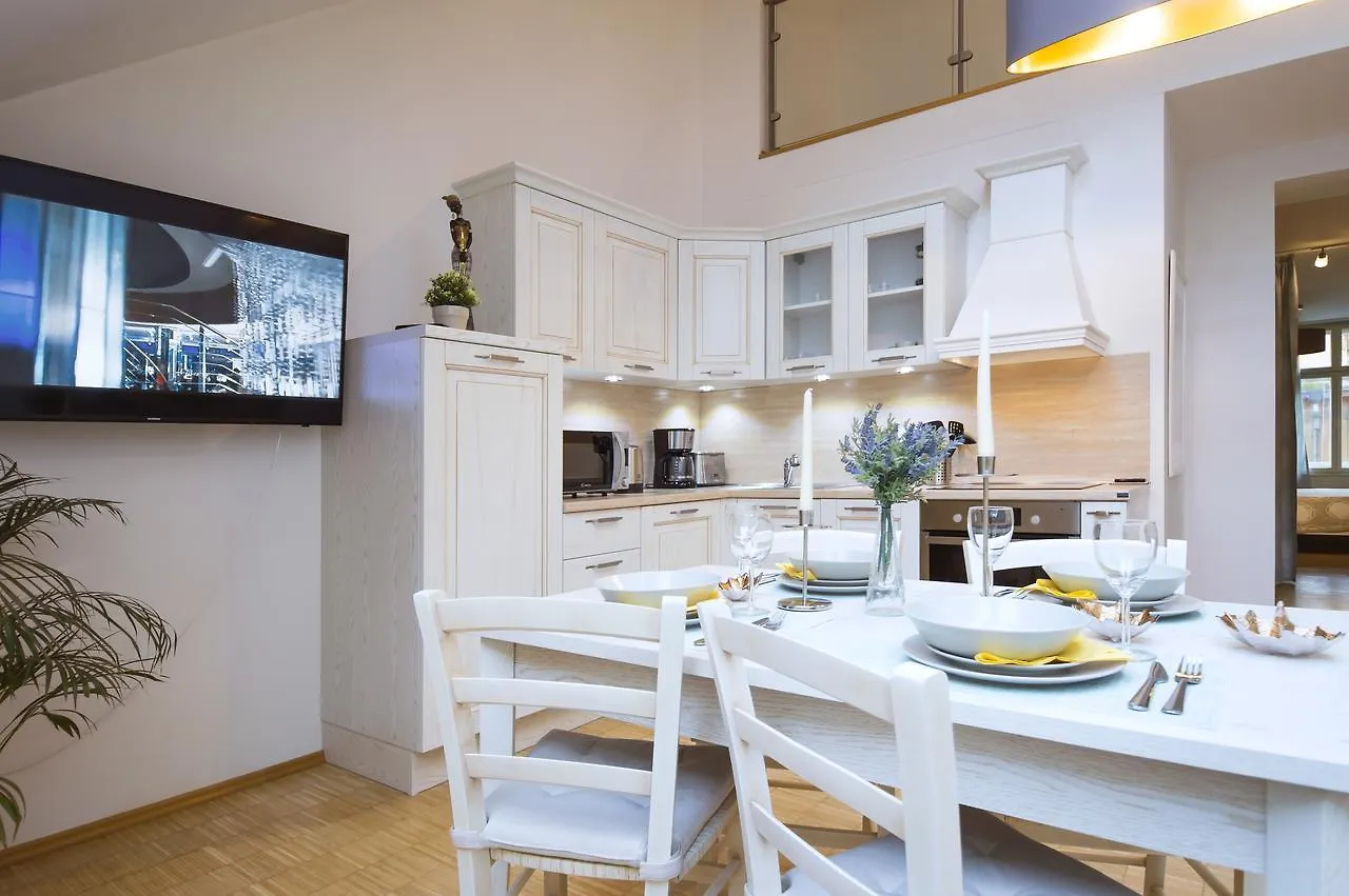 Modern Apartment Charvátova Praga República Checa